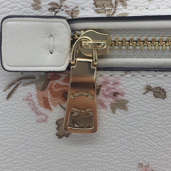 COACH ROWAN SATCHEL WITH ROSE BOUQUET PRINT - Picture 4 of 16